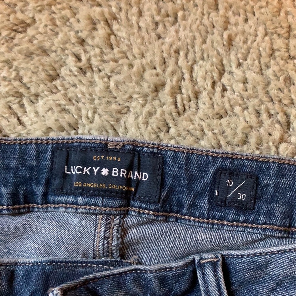 Women’s Skinny Jeans - Picture 4 of 7